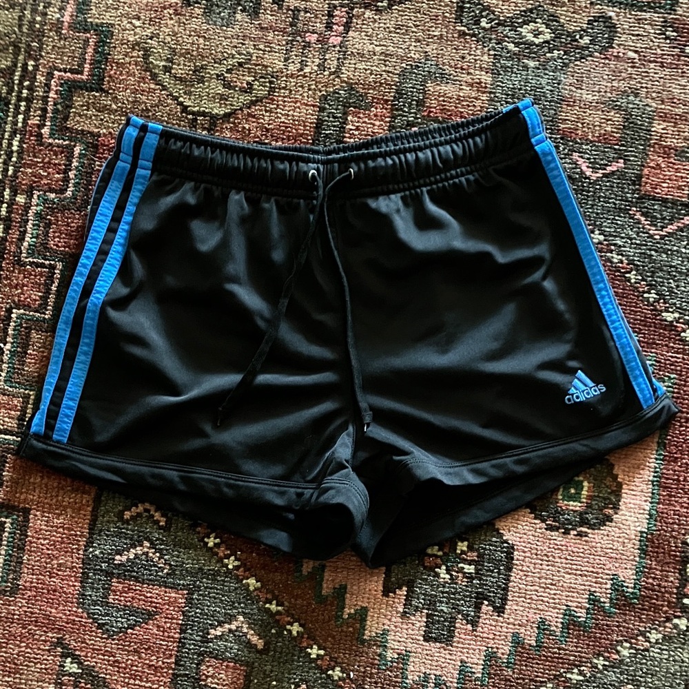 EUC Y2K/Vintage Adidas athletic shorts | Women’s Small